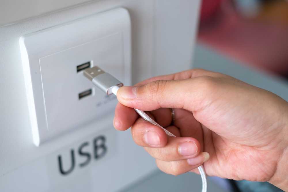 Smart USB